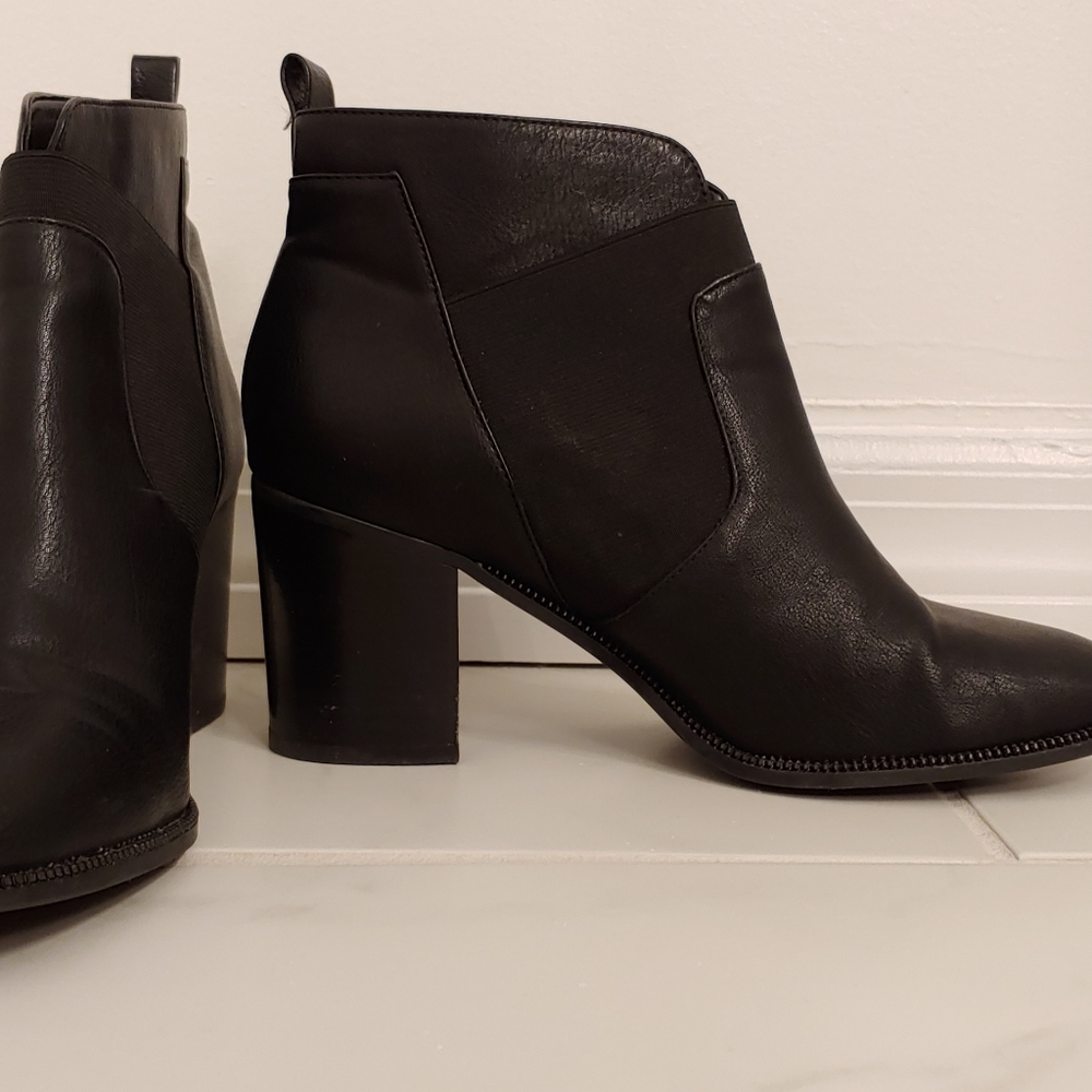 Calvin Klein black Ankle Boots 9